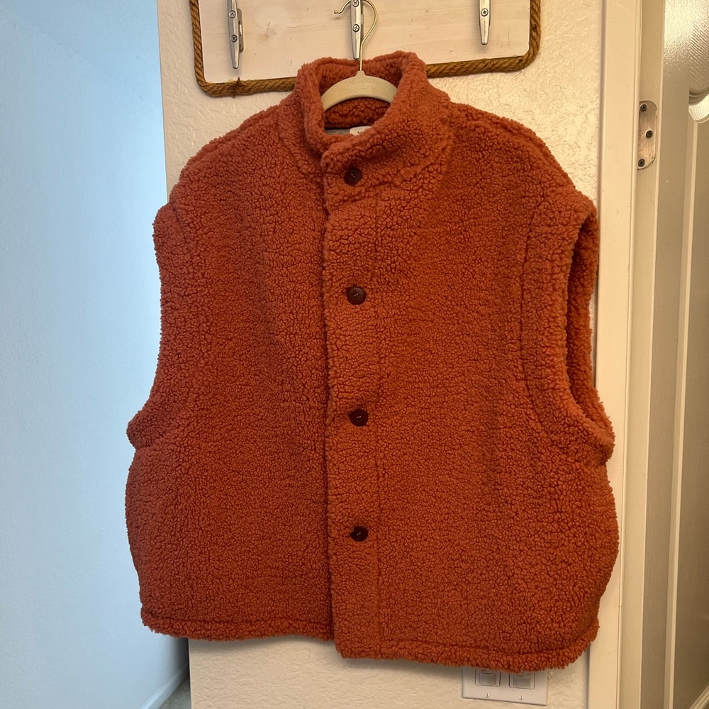 Basin+Range sherpa vest size XS/S